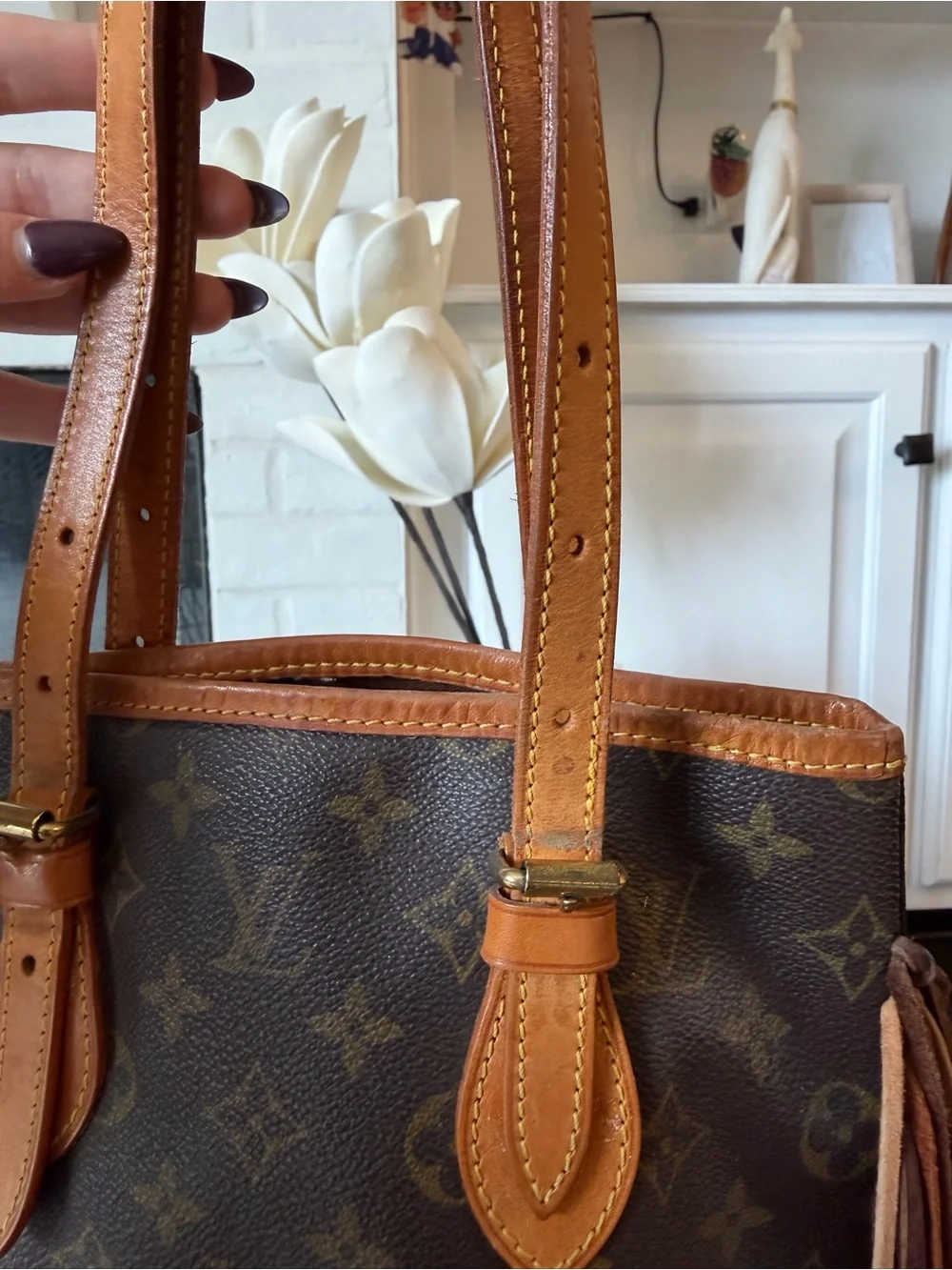 Louis Vuitton Monogram Canvas Fringe Shoulder Bag in Brown and Tan - Picture 4 of 14